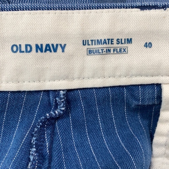 Old Navy built in flex Shorts Size  40 - Picture 3 of 4
